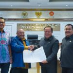 Fraksi PKS DPR RI Menerima Aspirasi dari Anggota DPRD Kalimantan.